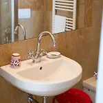 לינה וארוחת בוקר Porta Perugina 3*