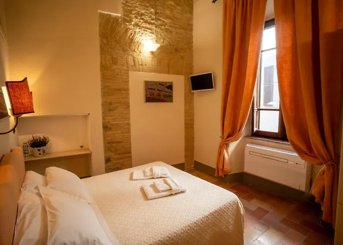 Porta Perugina Bevagna